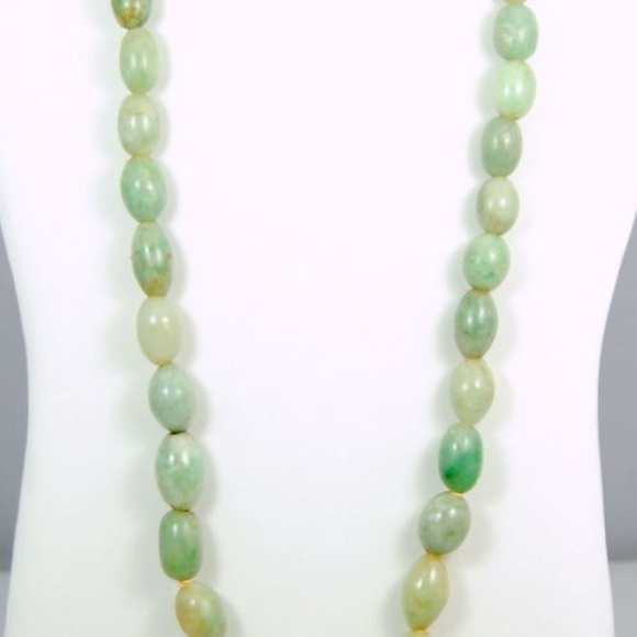 14K AND 18K YELLOW GOLD LARGE JADE CARVED PENDANT NECKLACE - Picture 2 of 13